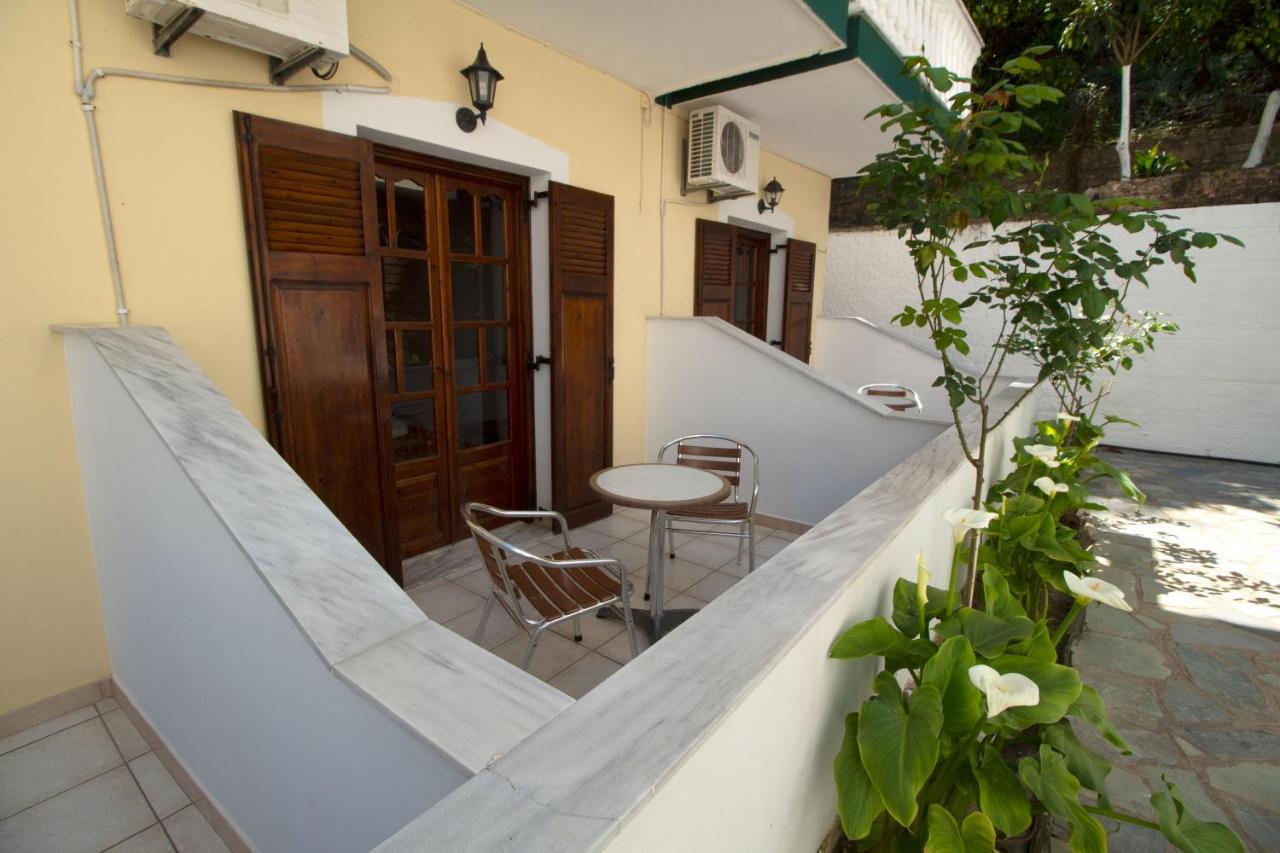 Pomelo Rooms Parga Luaran gambar